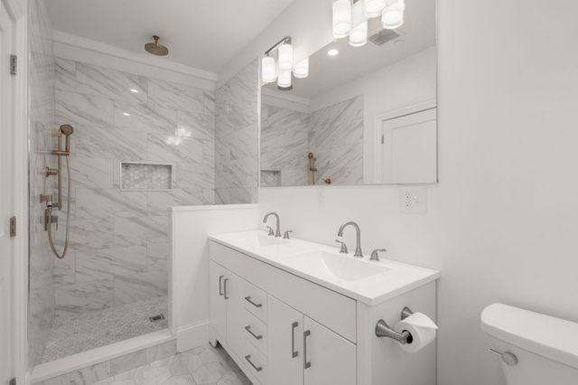 8 Brookside Ave 2, Boston, MA 02130