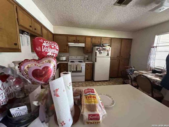 1525 Eichen, New Braunfels, TX 78130