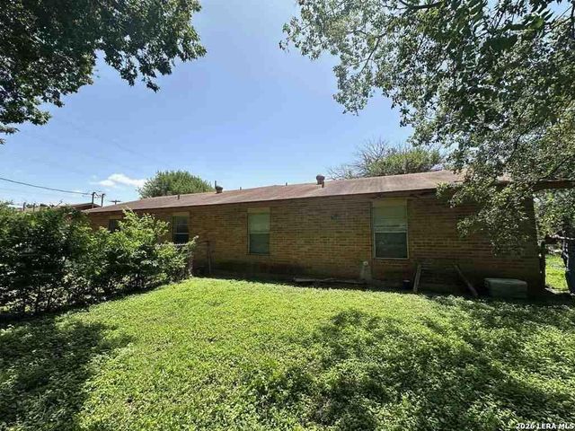 1525 Eichen, New Braunfels, TX 78130