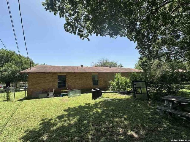 1525 Eichen, New Braunfels, TX 78130
