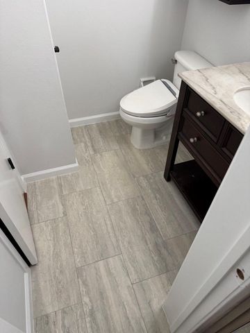 505 Westcott Street 102, Houston, TX 77007
