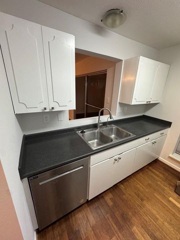 505 Westcott Street 102, Houston, TX 77007