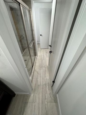 505 Westcott Street 102, Houston, TX 77007