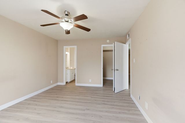4112 Bowser Avenue 205, Dallas, TX 75219