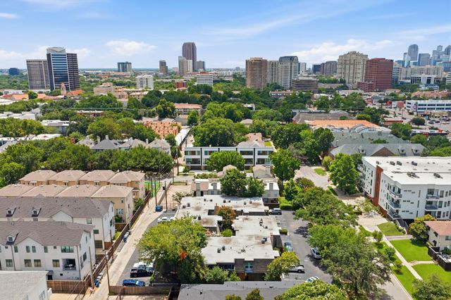 4112 Bowser Avenue 205, Dallas, TX 75219