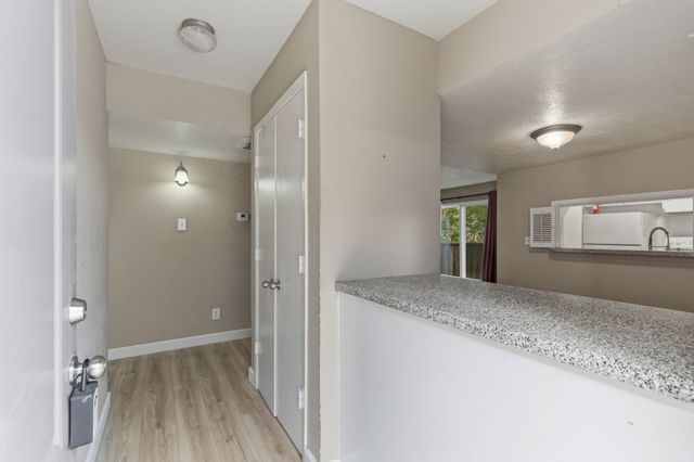 4112 Bowser Avenue 205, Dallas, TX 75219