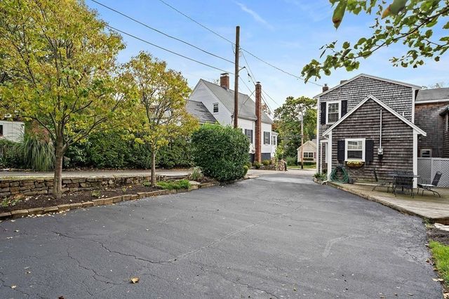 249 North St 1, Hingham, MA 02043