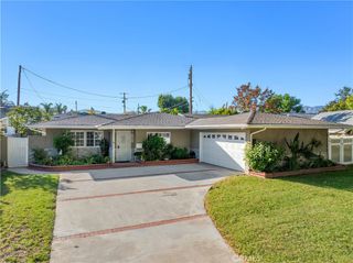 7925 Royer Ave, West Hills, CA 91304