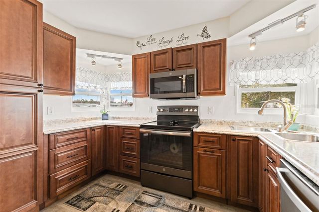 354 QUIET WAY, Palmetto, FL 34221