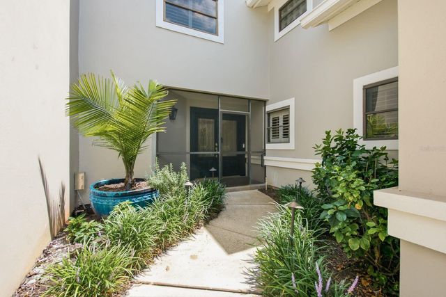 2631 ROYAL LIVERPOOL DRIVE, Tarpon Springs, FL 34688