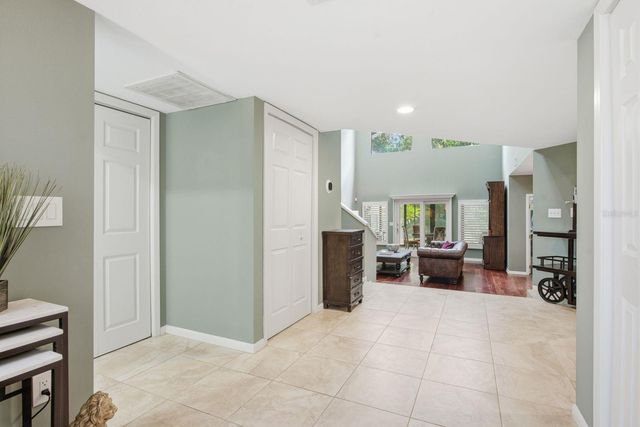 2631 ROYAL LIVERPOOL DRIVE, Tarpon Springs, FL 34688