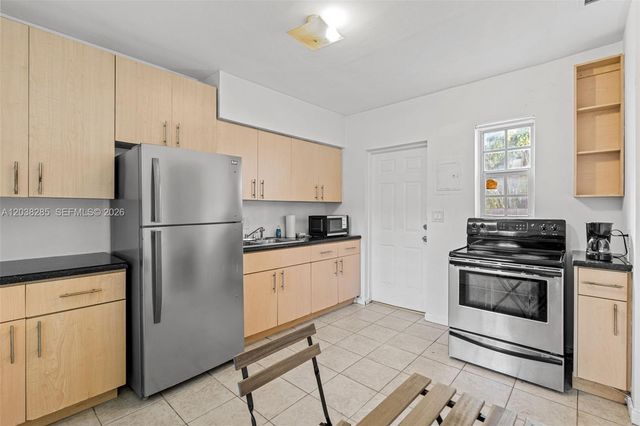 840 Lenox Avenue 3, Miami Beach, FL 33139