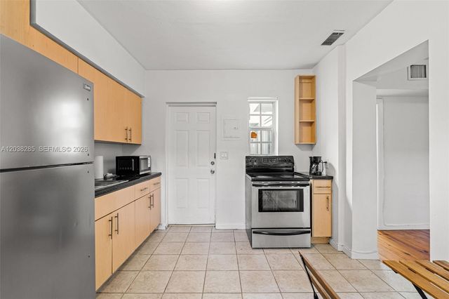 840 Lenox Avenue 3, Miami Beach, FL 33139
