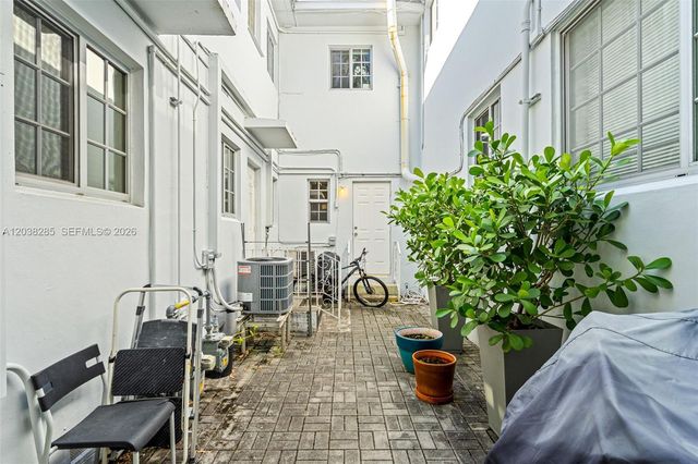 840 Lenox Avenue 3, Miami Beach, FL 33139