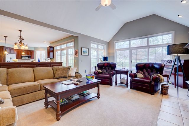 6 Quoin Crescent, Victor, NY 14564