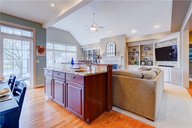 6 Quoin Crescent, Victor, NY 14564