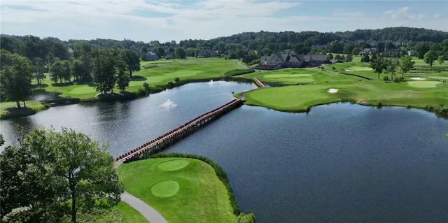 6 Quoin Crescent, Victor, NY 14564