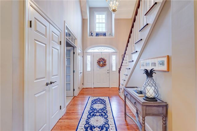 6 Quoin Crescent, Victor, NY 14564