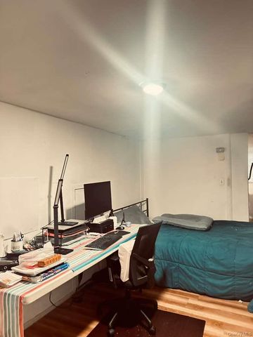 2716 Morgan Avenue, Bronx, NY 10469