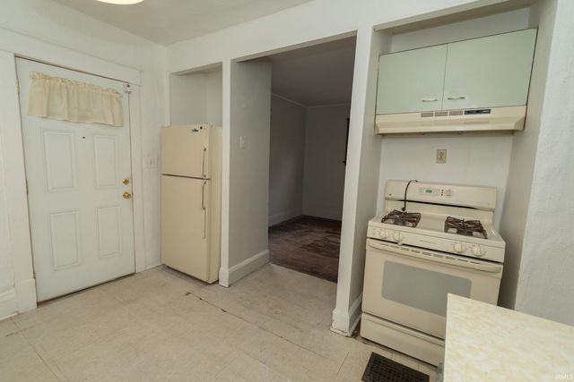 2518 Rogers Street, South Bend, IN 46628