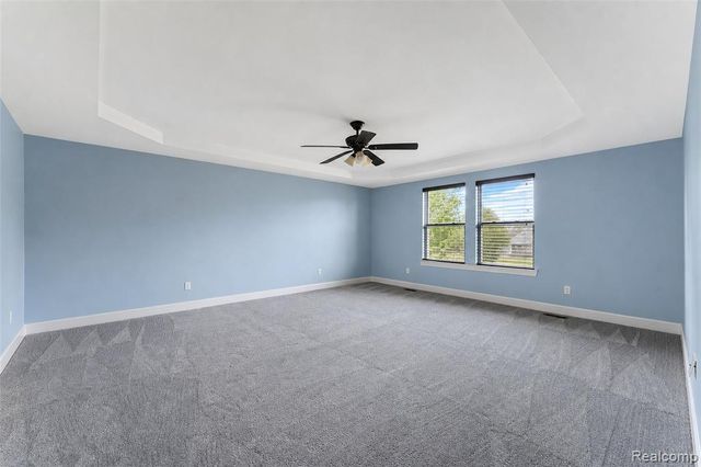 54908 N Grenelefe Circle, South Lyon, MI 48178