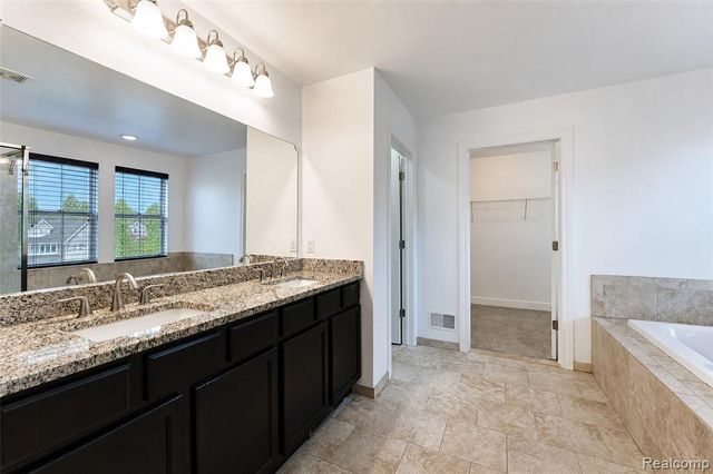 54908 N Grenelefe Circle, South Lyon, MI 48178