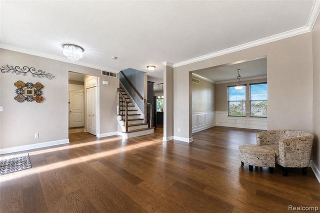 54908 N Grenelefe Circle, South Lyon, MI 48178
