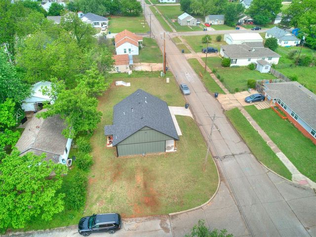 605 W Franklin Street, Shawnee, OK 74804