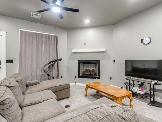 605 W Franklin Street, Shawnee, OK 74804