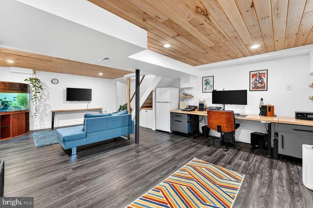 1 JOHN COURT, Hamilton, NJ 08620