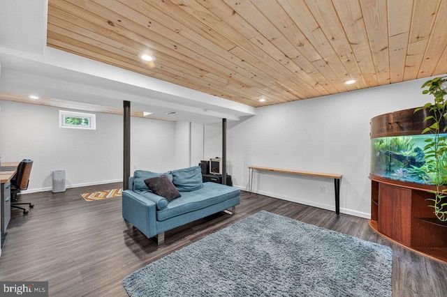 1 JOHN COURT, Hamilton, NJ 08620