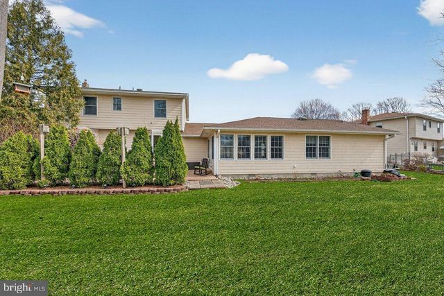 1 JOHN COURT, Hamilton, NJ 08620