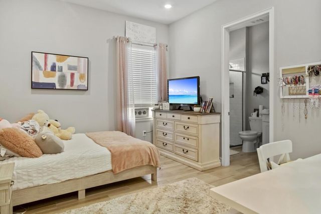 1709 8TH STREET E, Palmetto, FL 34221