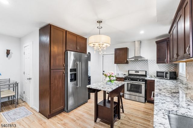 218 Muhlenberg Pl, Plainfield City, NJ 07060