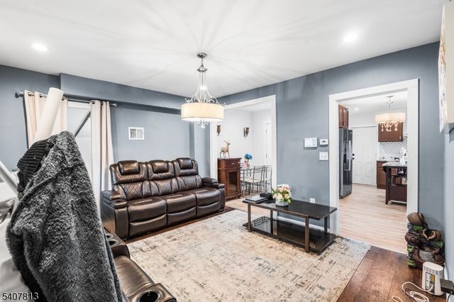 218 Muhlenberg Pl, Plainfield City, NJ 07060