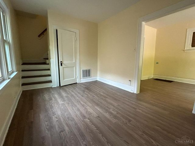1721 Sutter Avenue, Cincinnati, OH 45225