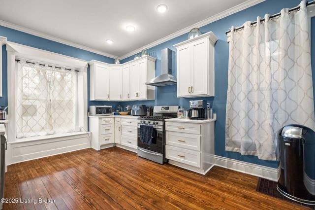 1438 S Floyd St, Louisville, KY 40208