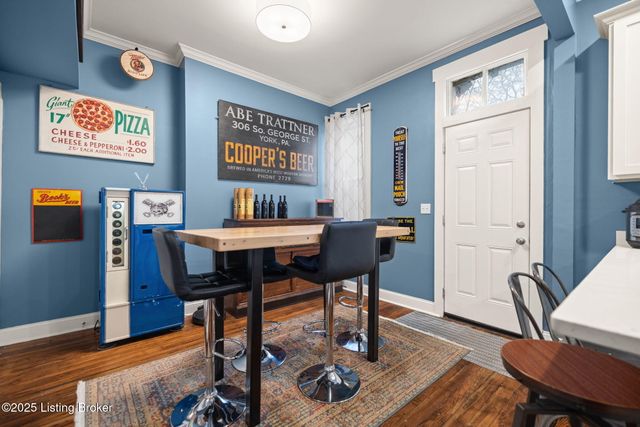 1438 S Floyd St, Louisville, KY 40208