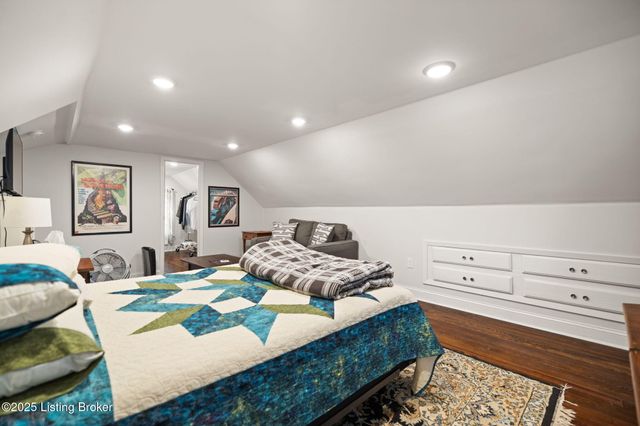 1438 S Floyd St, Louisville, KY 40208