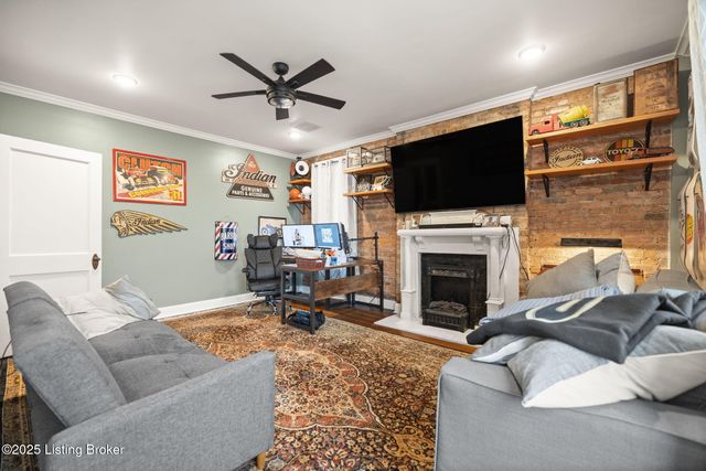 1438 S Floyd St, Louisville, KY 40208