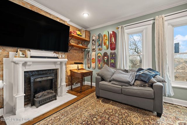 1438 S Floyd St, Louisville, KY 40208