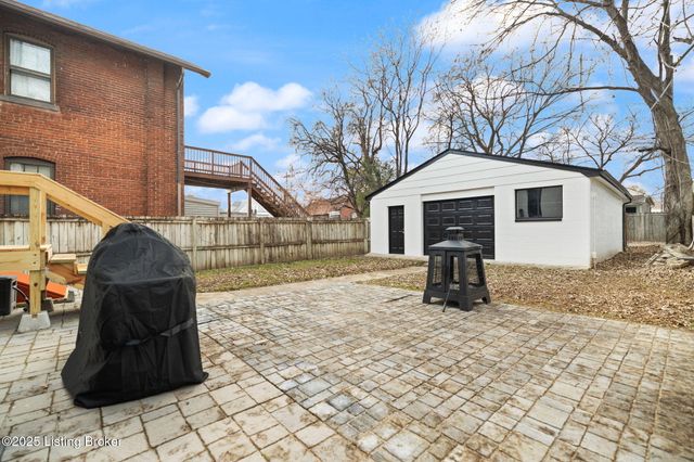 1438 S Floyd St, Louisville, KY 40208