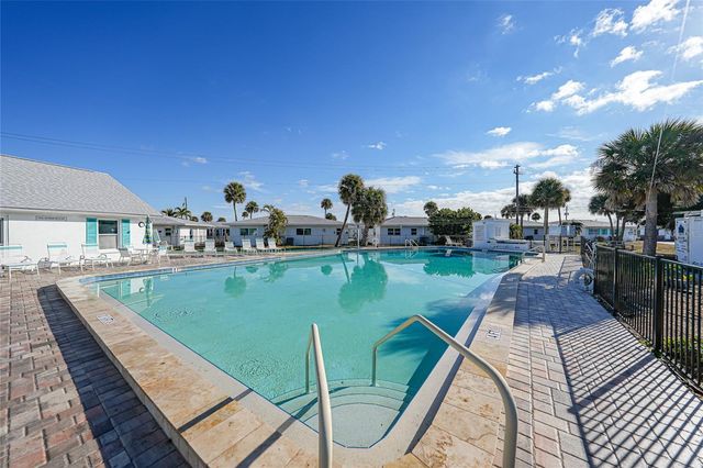 40 PEARL STREET 40, Englewood, FL 34223