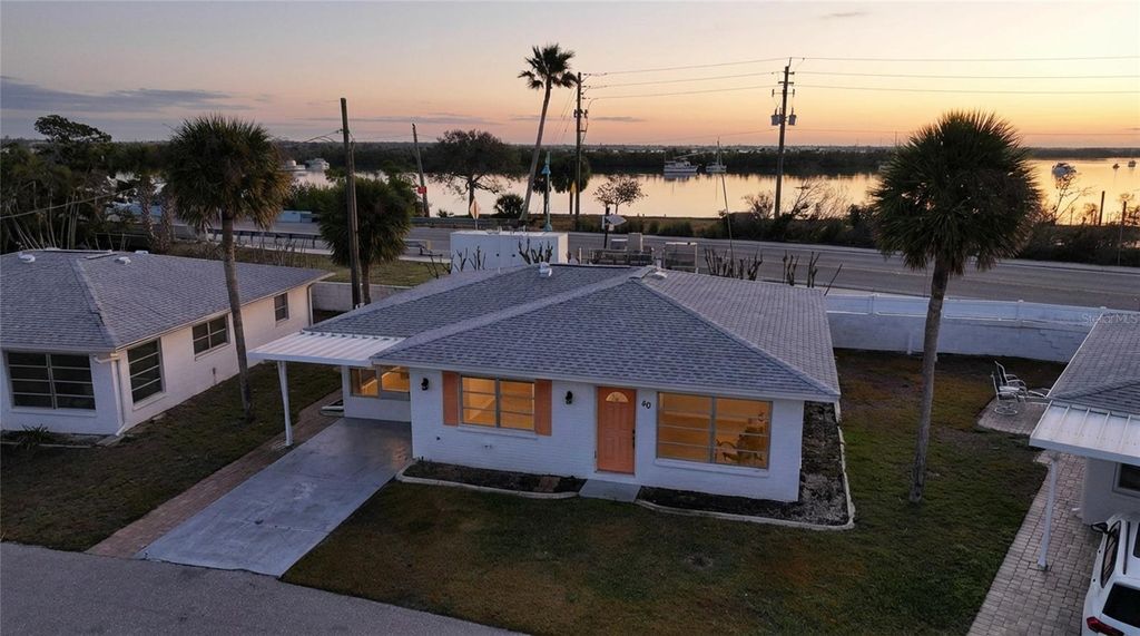 Image 1 of property listing at 40 PEARL STREET 40, Englewood, FL 34223