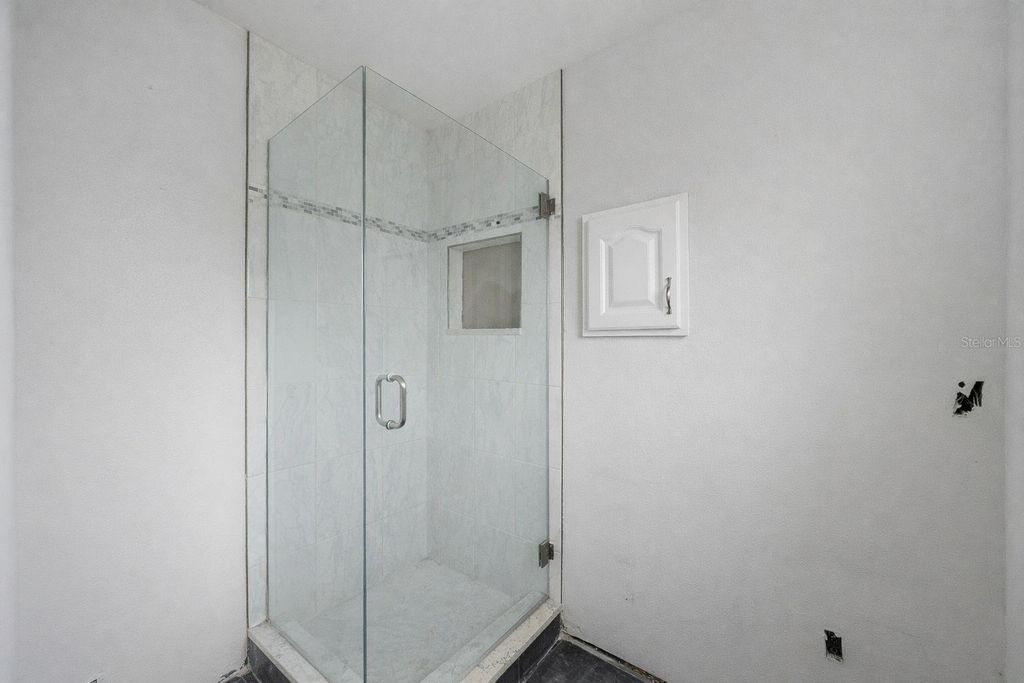 Image 19 of property listing at 40 PEARL STREET 40, Englewood, FL 34223