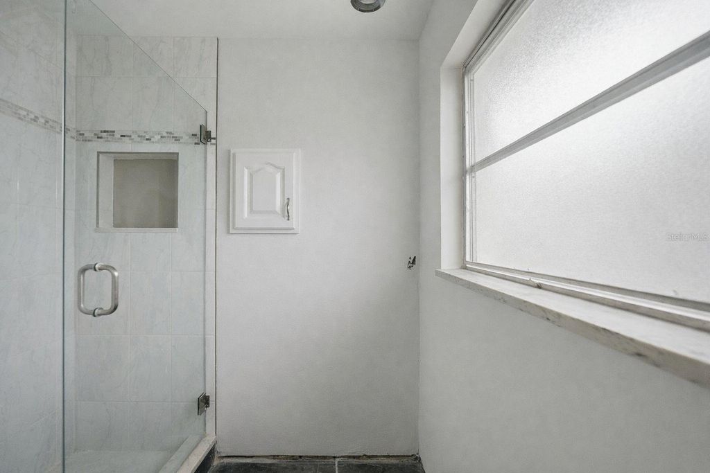 Image 20 of property listing at 40 PEARL STREET 40, Englewood, FL 34223