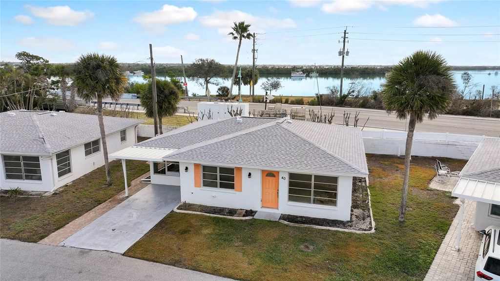 Image 35 of property listing at 40 PEARL STREET 40, Englewood, FL 34223