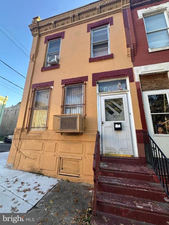 900 W CAMBRIA ST, PHILADELPHIA, PA 19133 — exterior