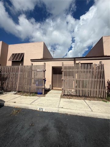 1172 NW 122nd Terrace, Pembroke Pines, FL 33026