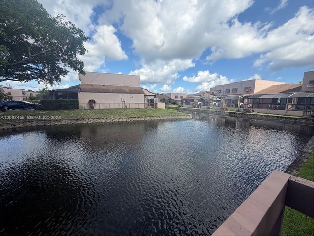 1172 NW 122nd Terrace, Pembroke Pines, FL 33026